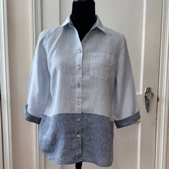 Chico's Tops - Chico's Two-Tone Linen Blue Button Down Shirt Size 0 (small)